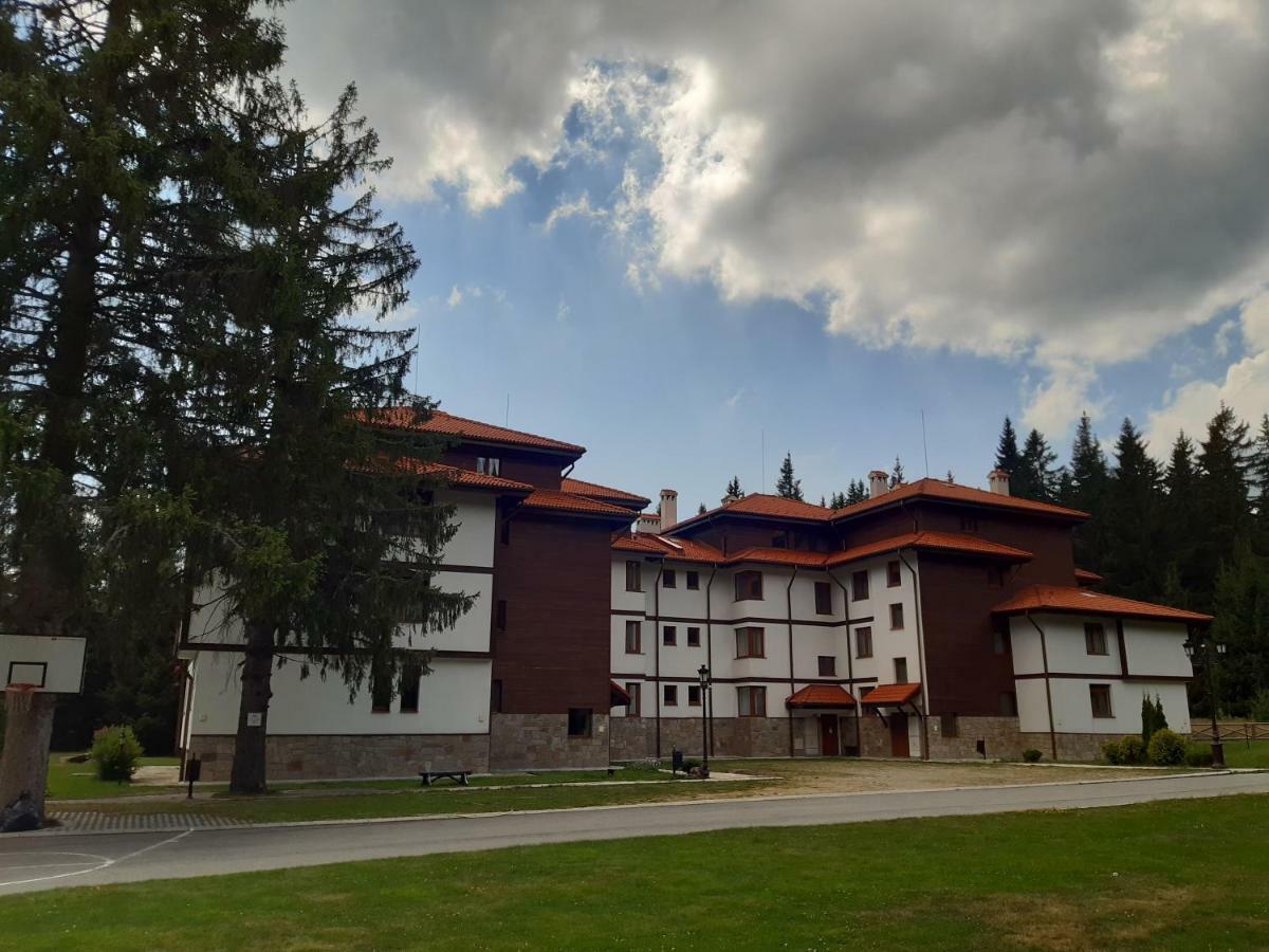 Relax Aпартаменти, Смолянски Езера, Вила Венера, К-С Маунтин Лейк Kültér fotó